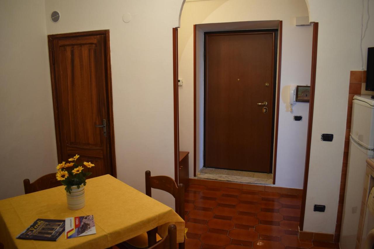 Domus - Casa Vacanza B&B Veroli Zewnętrze zdjęcie